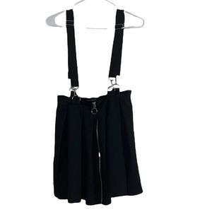 Hot topic suspender skirt